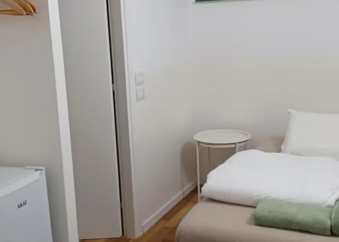 Bed & Breakfast 3 3*