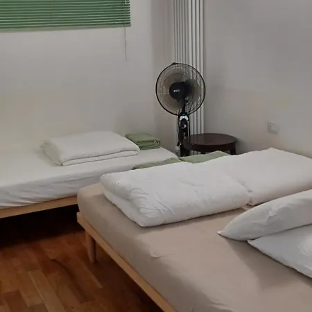 Bed & Breakfast 3 3*